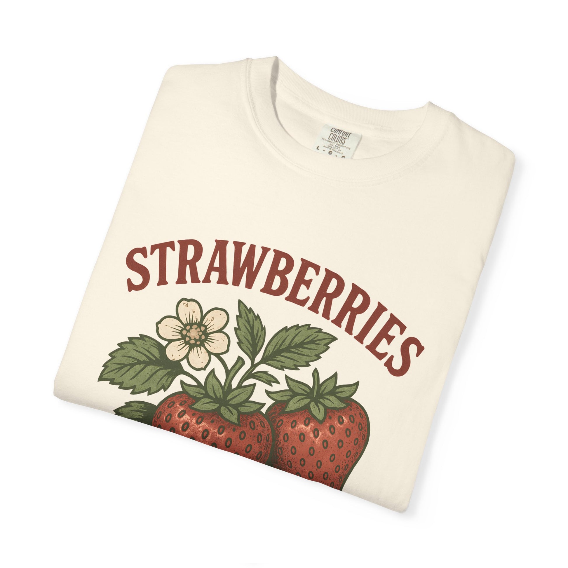 Strawberry T-Shirt – Cute Cottagecore Summer Vibes