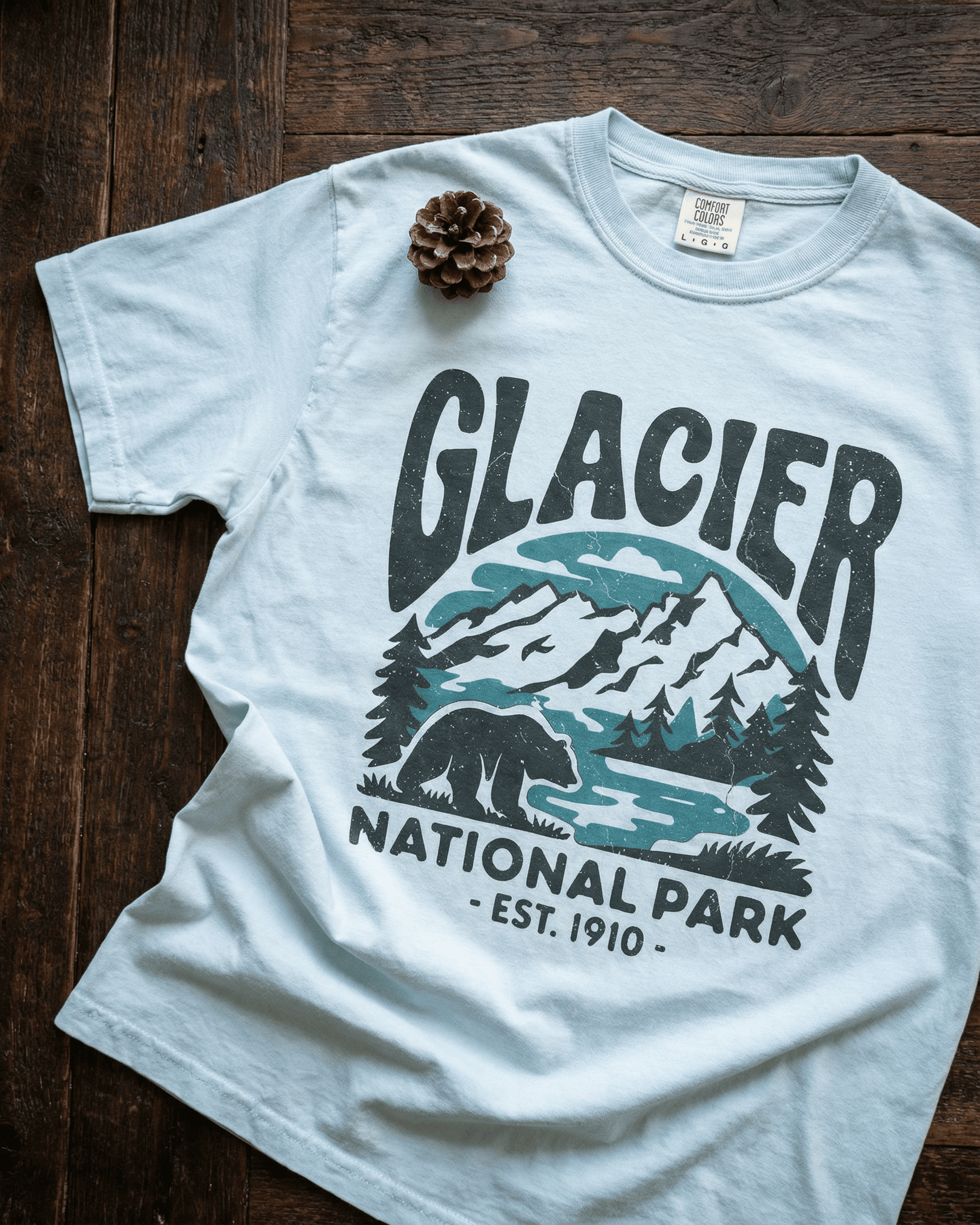 Comfort Colors Glacier National Park T-Shirt - Retro Bear Nature Lover Graphic Tee