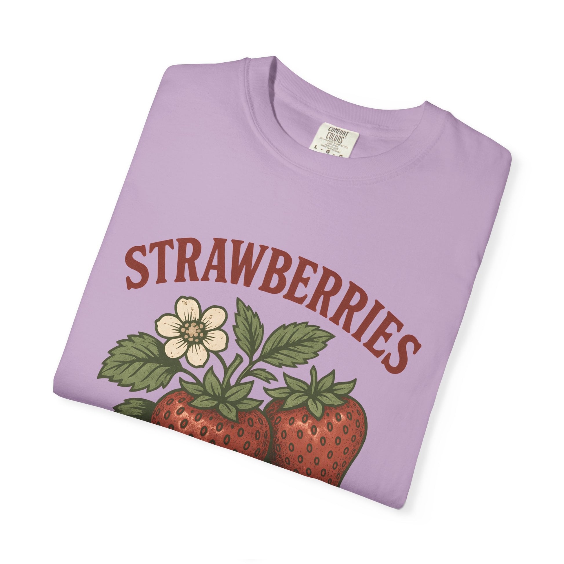 Strawberry T-Shirt – Cute Cottagecore Summer Vibes